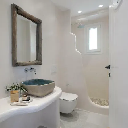 Hora Apartment *