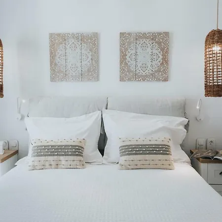 Apartment Hora *